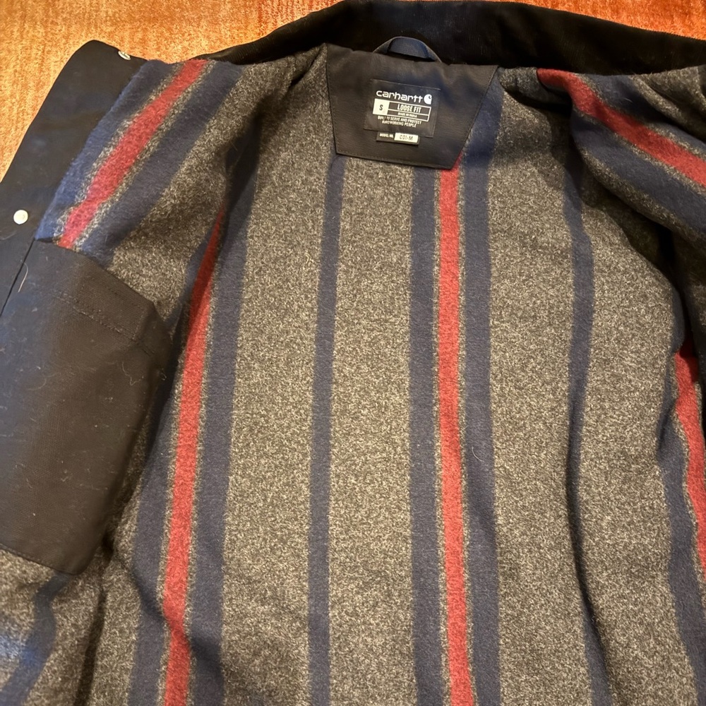 Carhartt men’s chore coat. Size Small. Black. - Picture 3 of 5